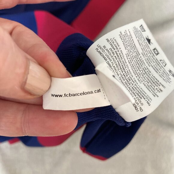 Nike Kids Qatar Airways Barcelona Soccer Football Jersey Navy and Red Large EUC - Picture 10 of 13